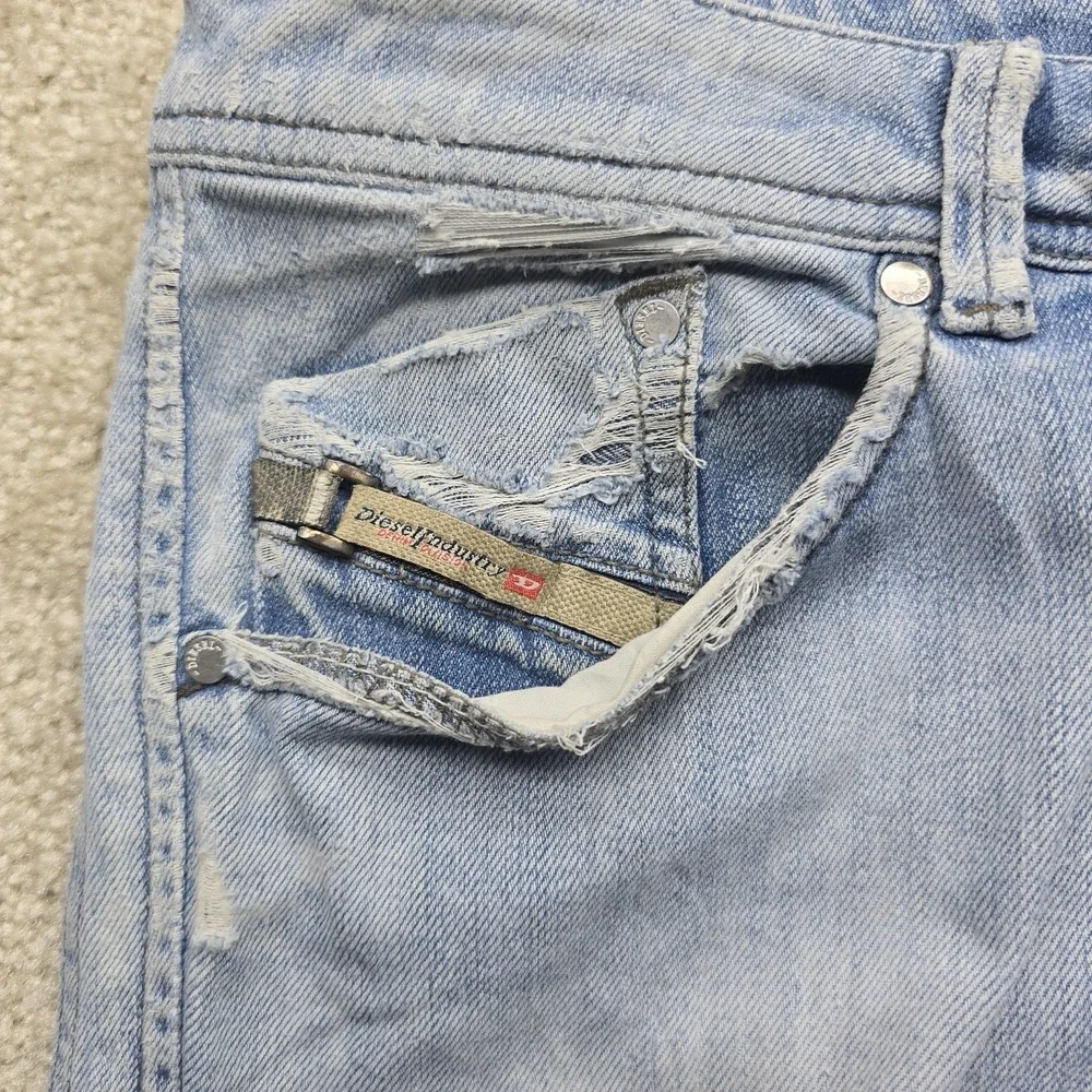 Vintage Mens Diesel DARRON 0826A Slim Tapered Blue Jeans W34 L34 - Picture 7 of 16